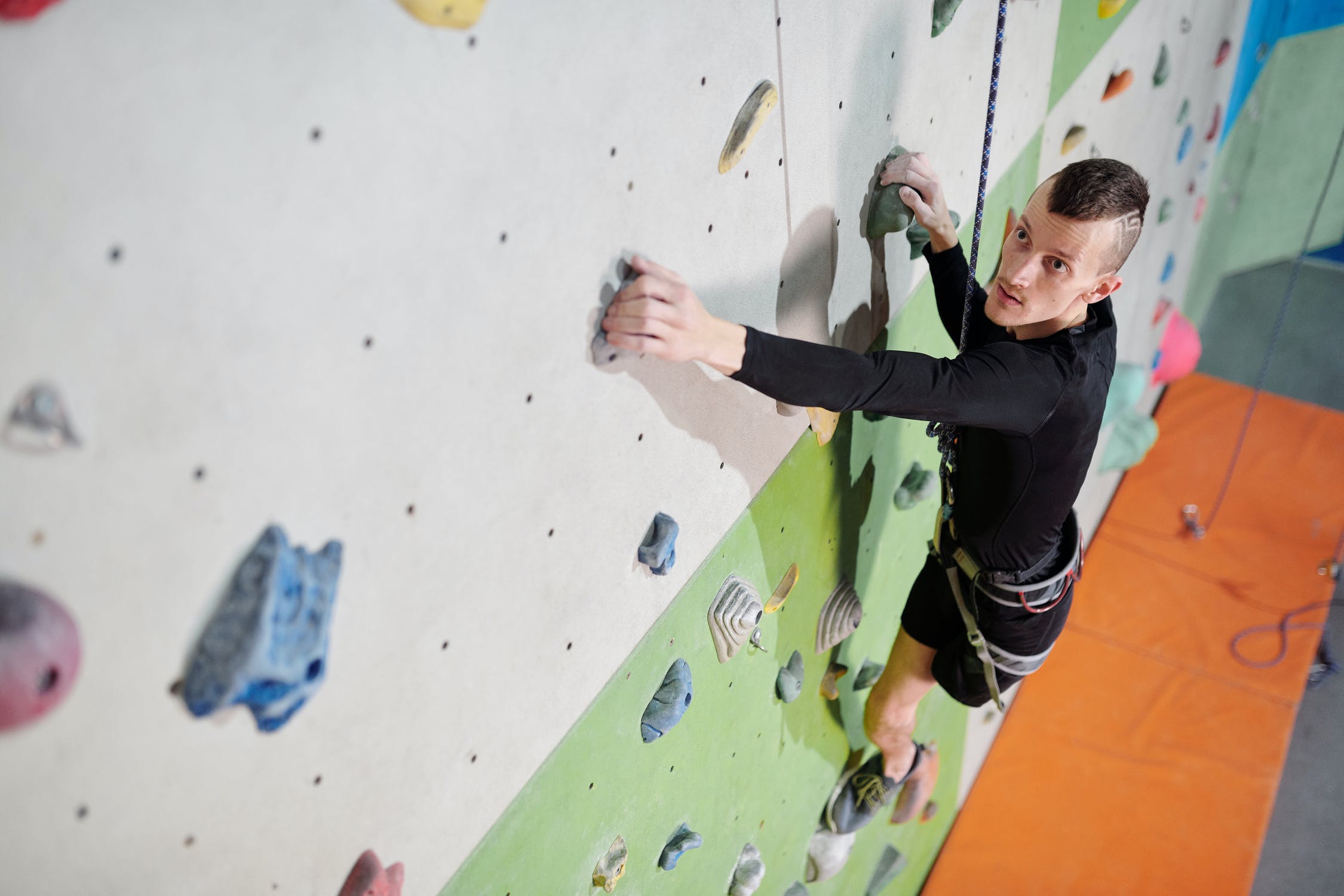 ESCALADE HANDI